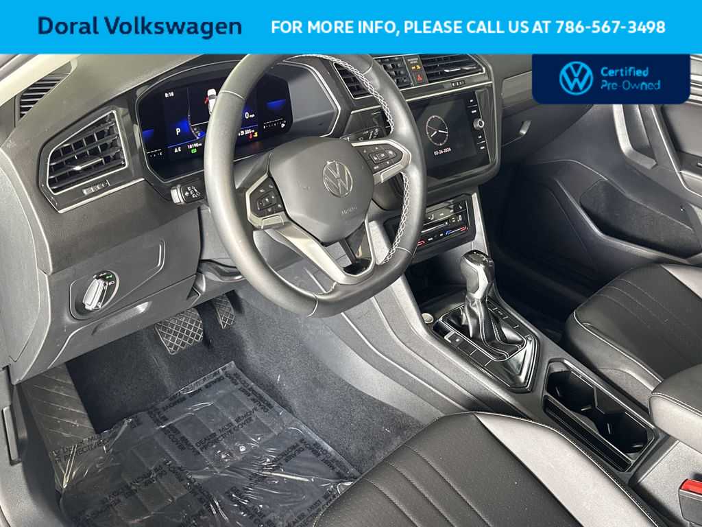 Thumbnail: 2022 Volkswagen Tiguan - 13