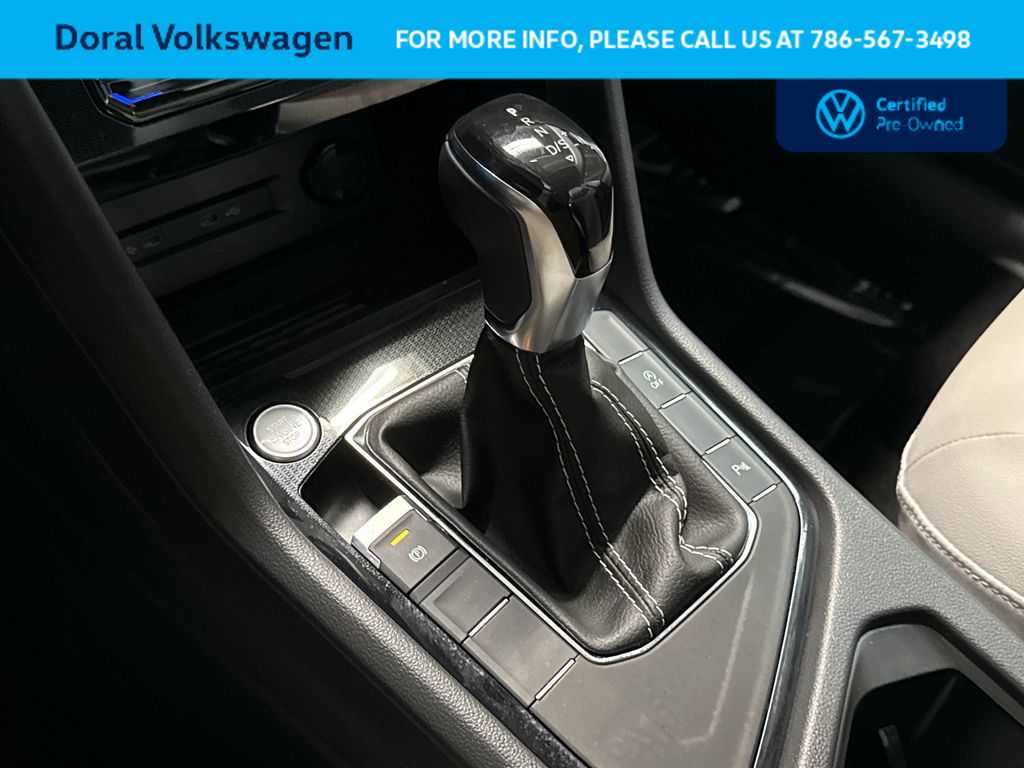 Thumbnail: 2025 Volkswagen Taos - 21
