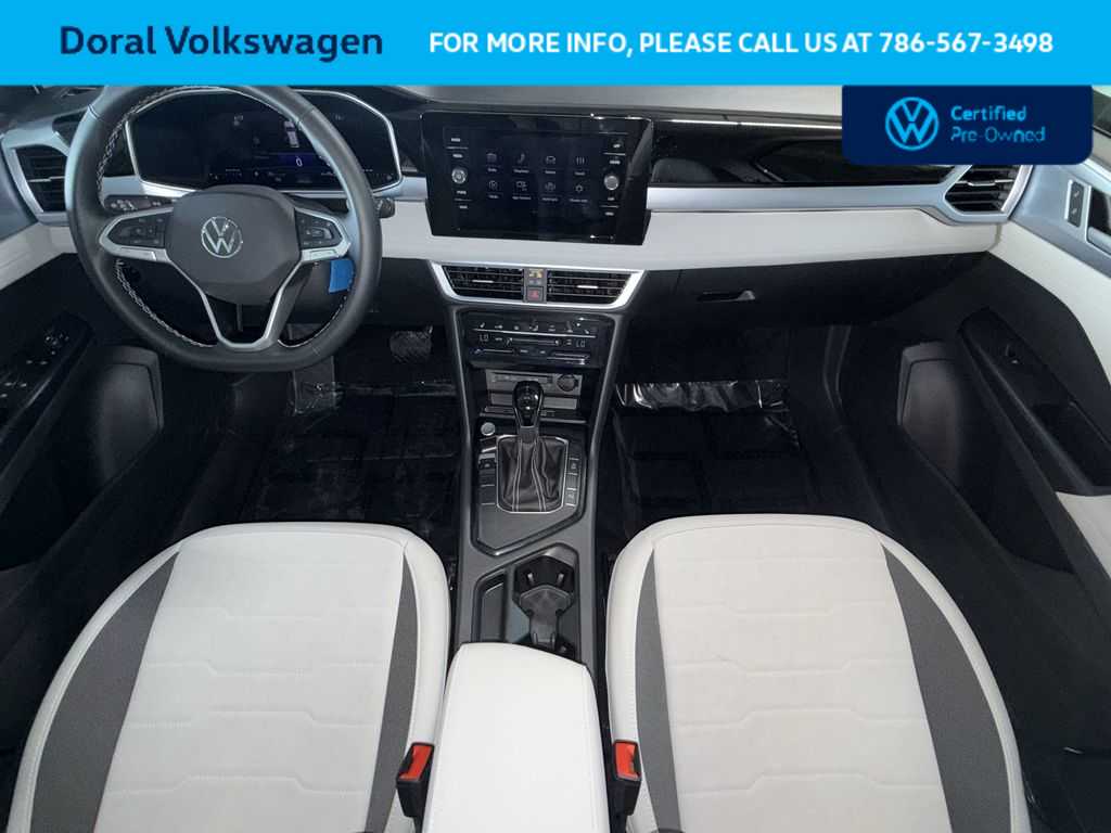 Thumbnail: 2025 Volkswagen Taos - 24