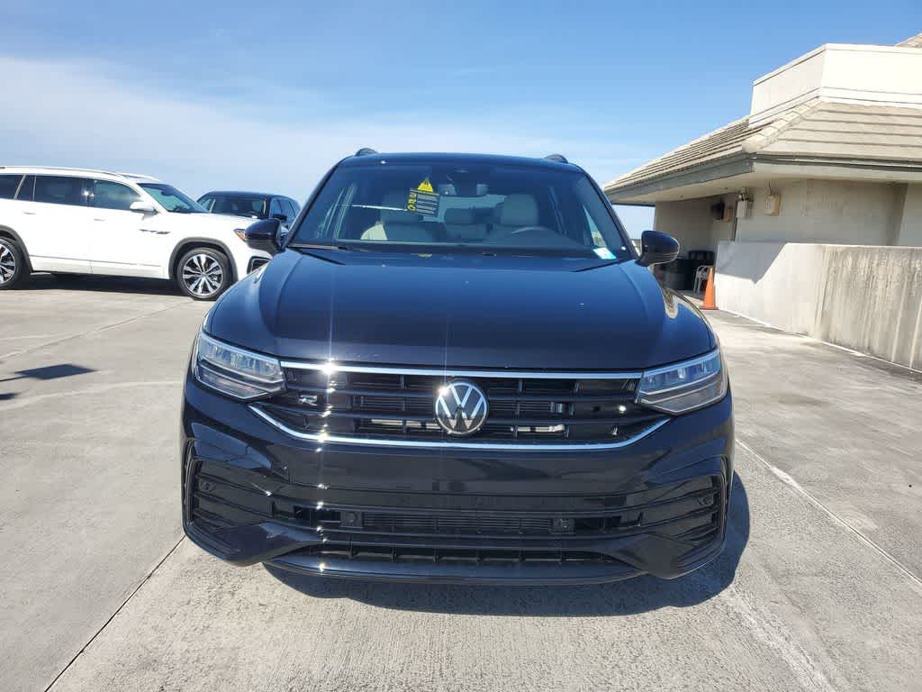 Thumbnail: 2024 Volkswagen Tiguan - 10