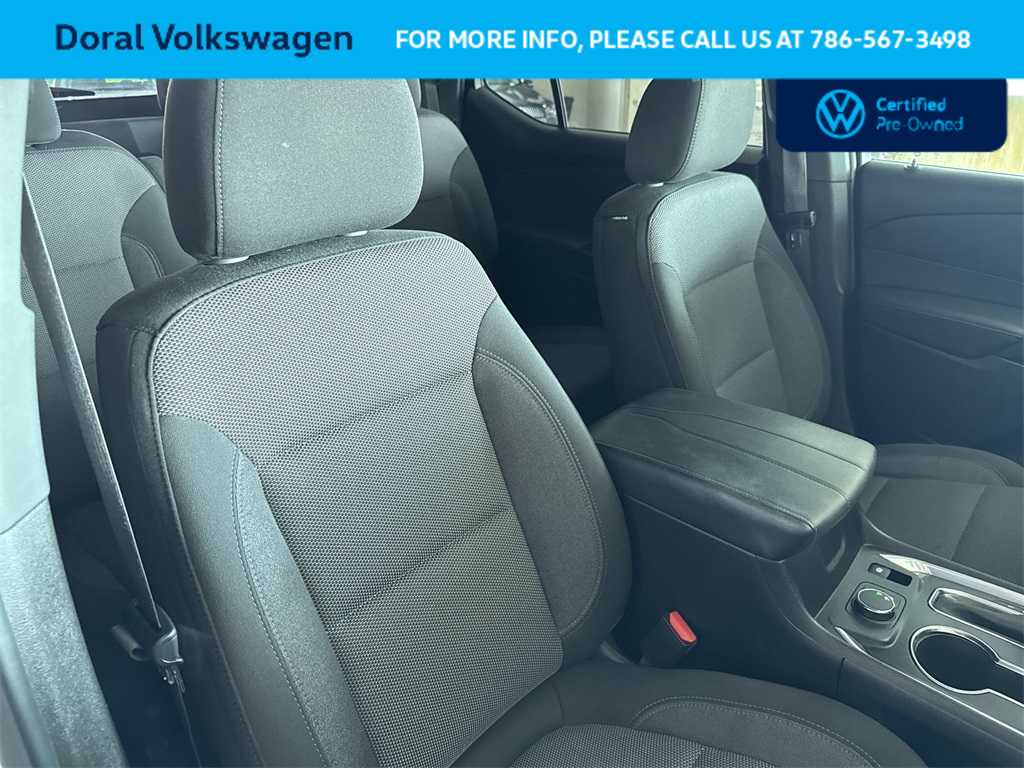 2023 Chevrolet Traverse LT 27
