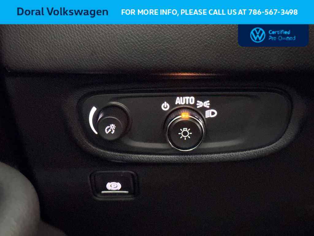 Thumbnail: 2023 GMC Terrain - 17