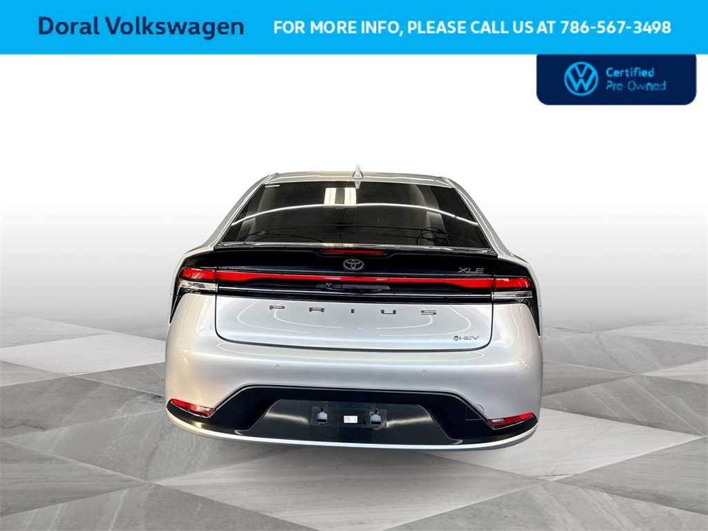 Thumbnail: 2024 Toyota Prius - 7