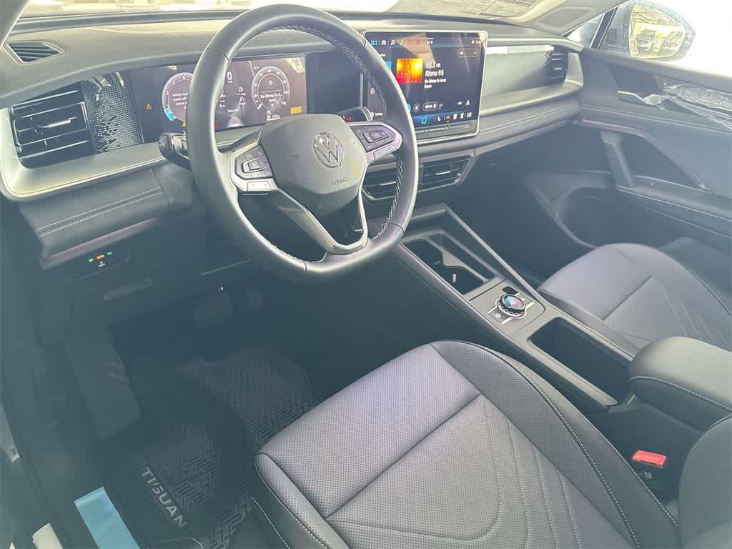 Thumbnail: 2026 Volkswagen Tiguan - 13