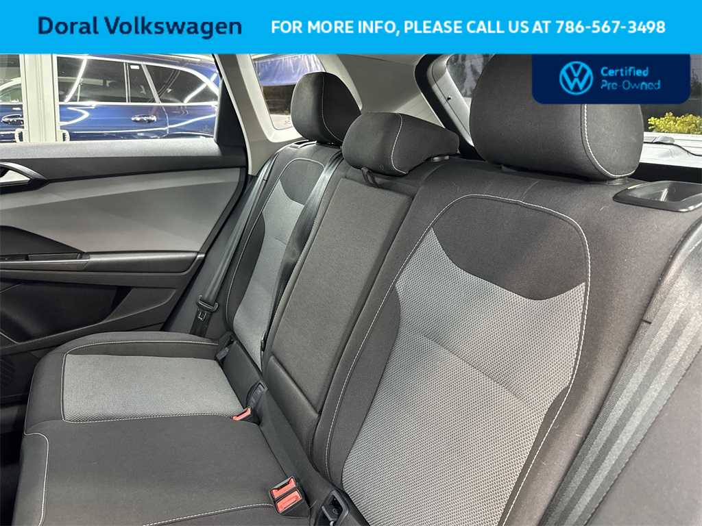 Thumbnail: 2022 Volkswagen Taos - 21