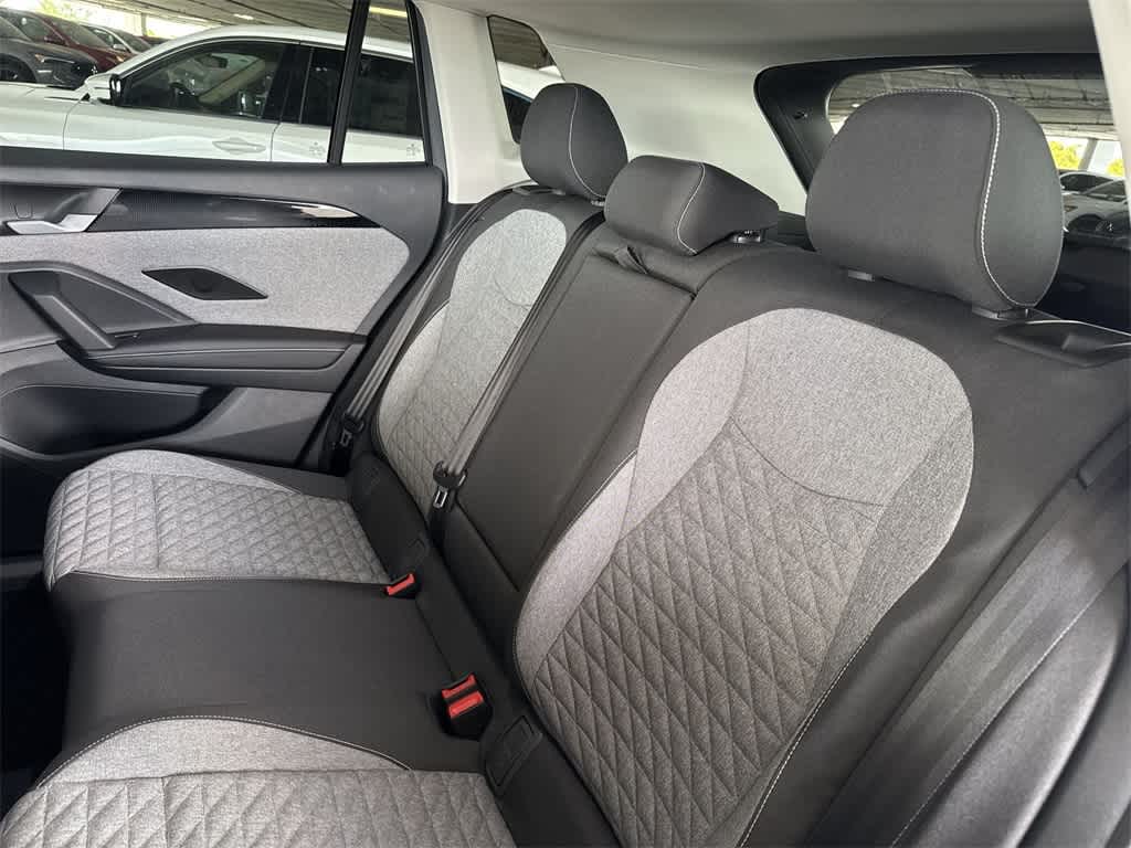 Thumbnail: 2026 Volkswagen Tiguan - 22