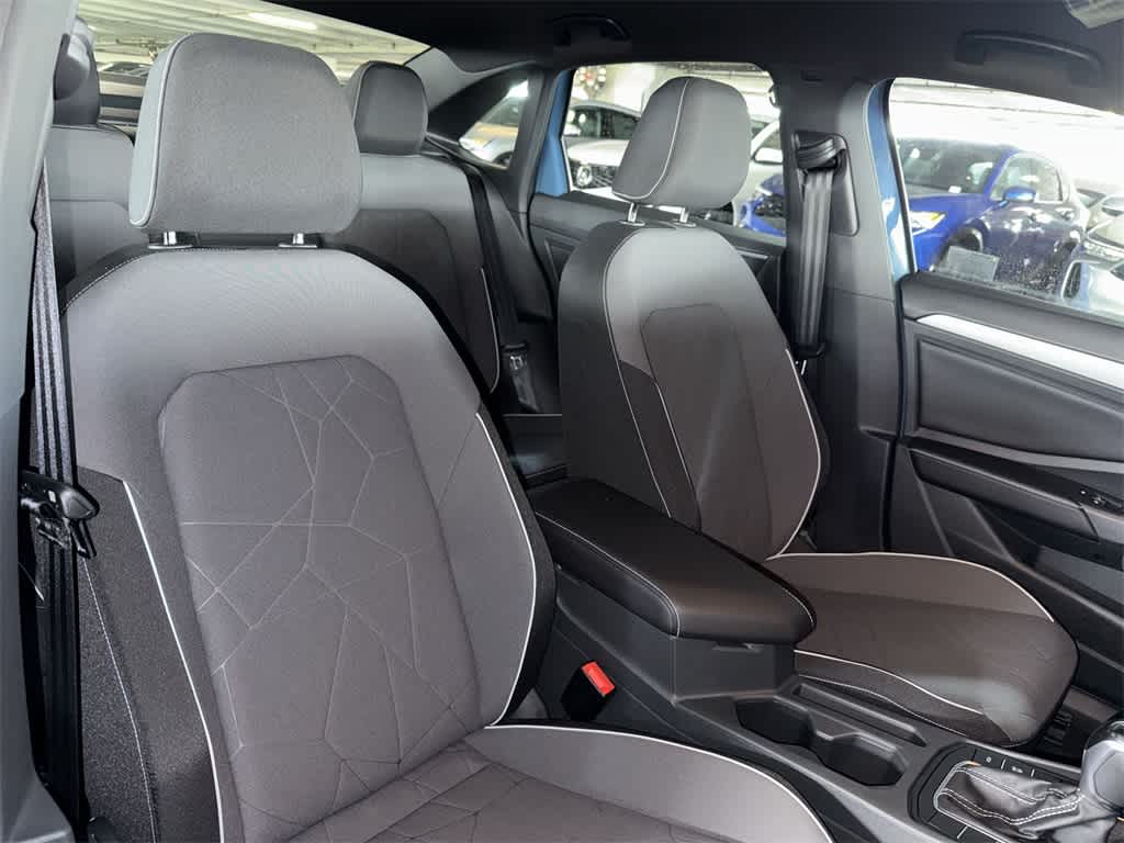 Thumbnail: 2026 Volkswagen Jetta - 27