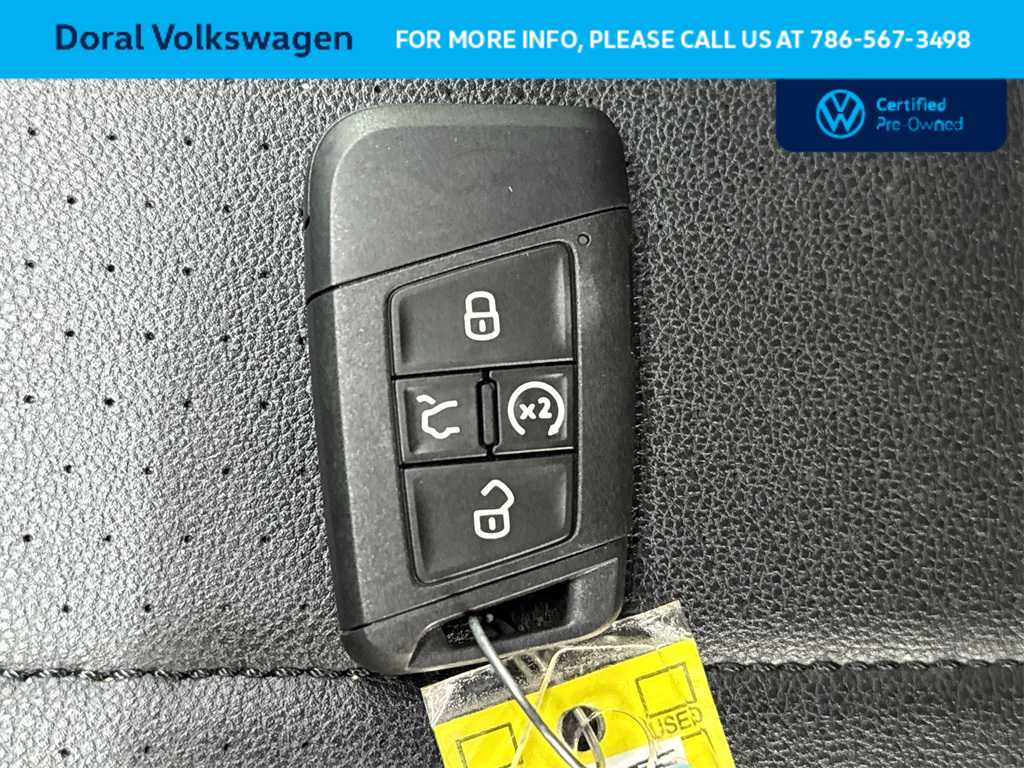 Thumbnail: 2023 Volkswagen Tiguan - 28