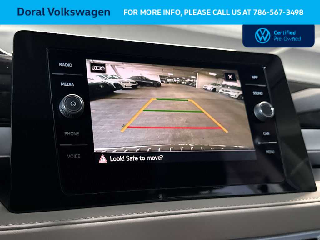 Thumbnail: 2025 Volkswagen Taos - 19