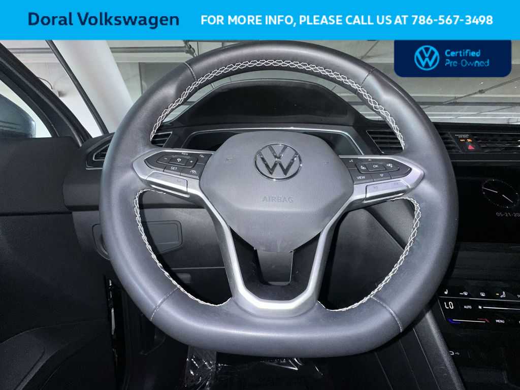 Thumbnail: 2023 Volkswagen Tiguan - 15