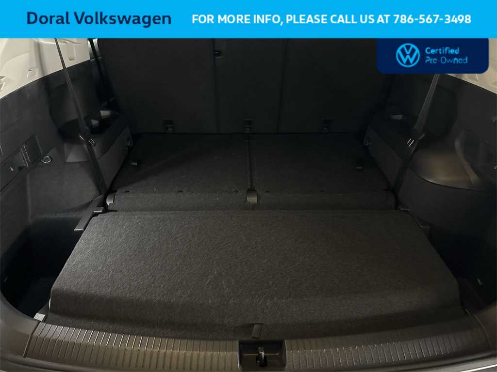 Thumbnail: 2024 Volkswagen Tiguan - 25