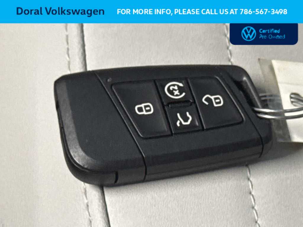 Thumbnail: 2025 Volkswagen Taos - 28