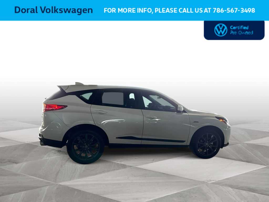 Thumbnail: 2025 Acura RDX - 9