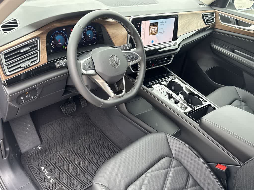 Thumbnail: 2026 Volkswagen Atlas - 13