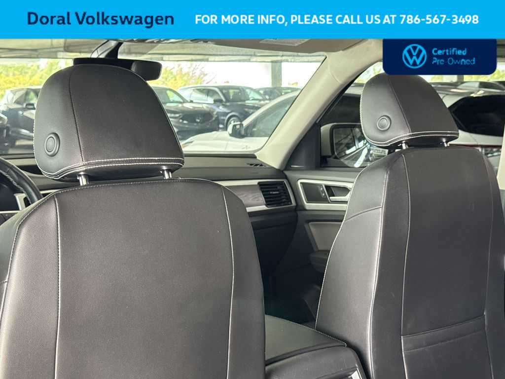 Thumbnail: 2022 Volkswagen Atlas - 23