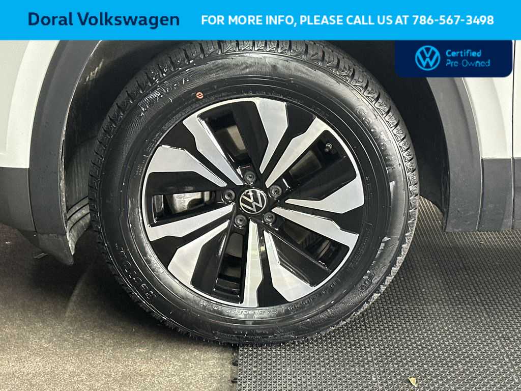 Thumbnail: 2024 Volkswagen Atlas - 11