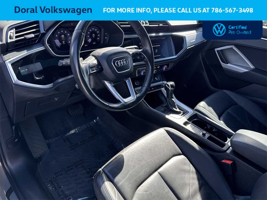 Thumbnail: 2021 Audi Q3 - 13