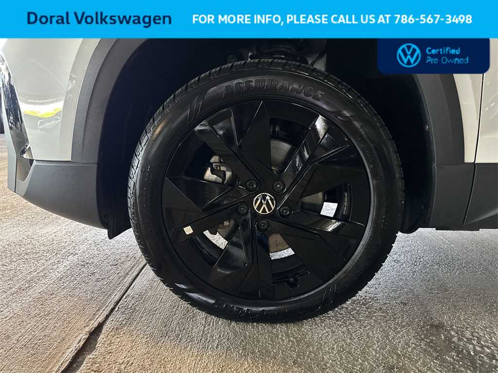 Thumbnail: 2025 Volkswagen Taos - 10