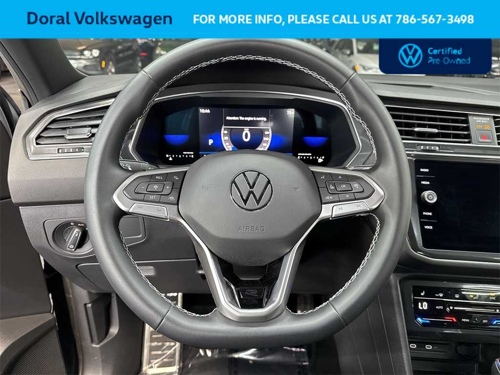 Thumbnail: 2023 Volkswagen Tiguan - 15