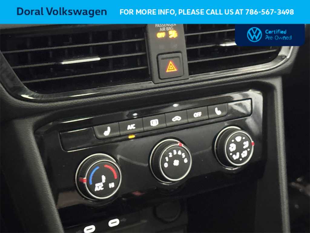 Thumbnail: 2023 Volkswagen Taos - 20