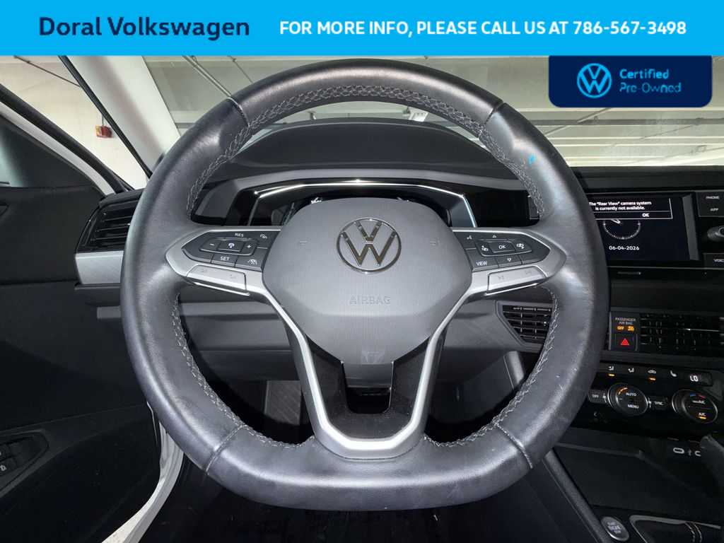 Thumbnail: 2023 Volkswagen Jetta - 15