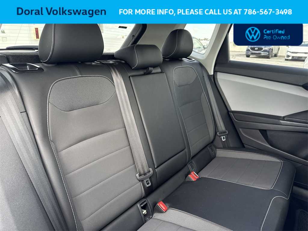 Thumbnail: 2022 Volkswagen Taos - 26