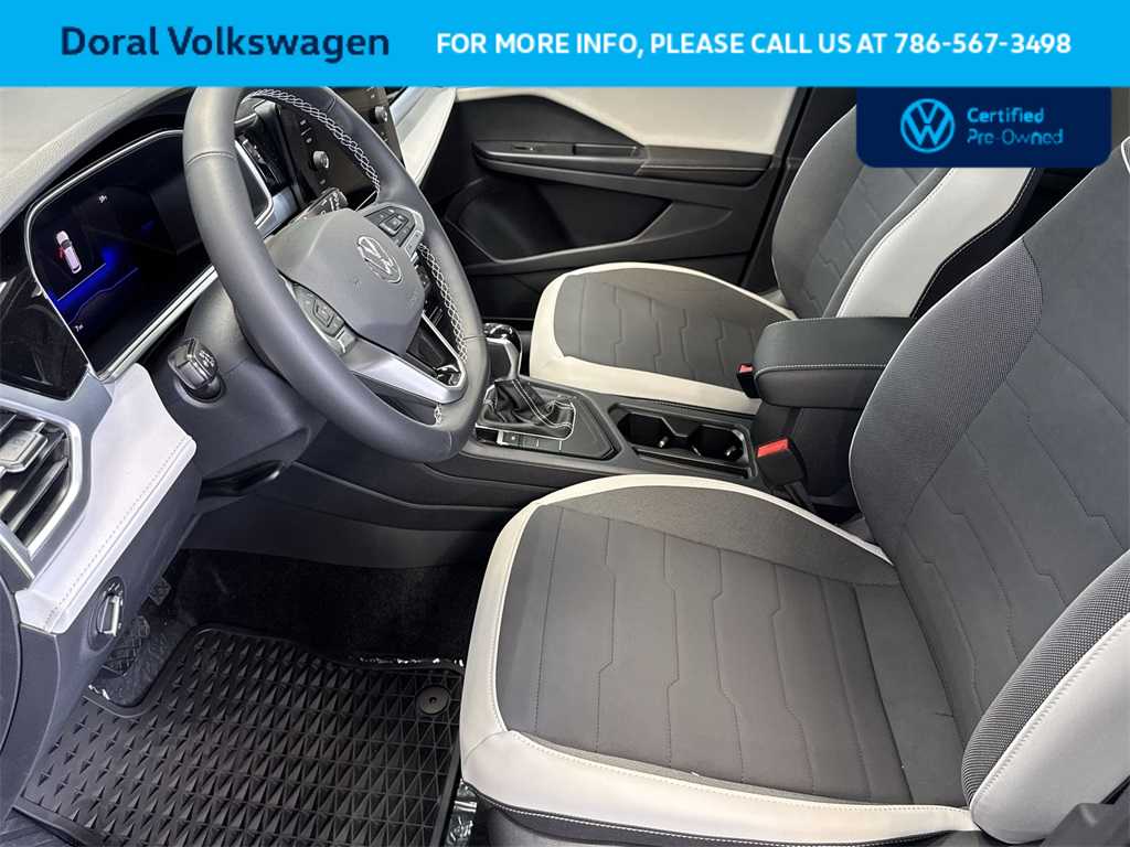 Thumbnail: 2025 Volkswagen Taos - 19