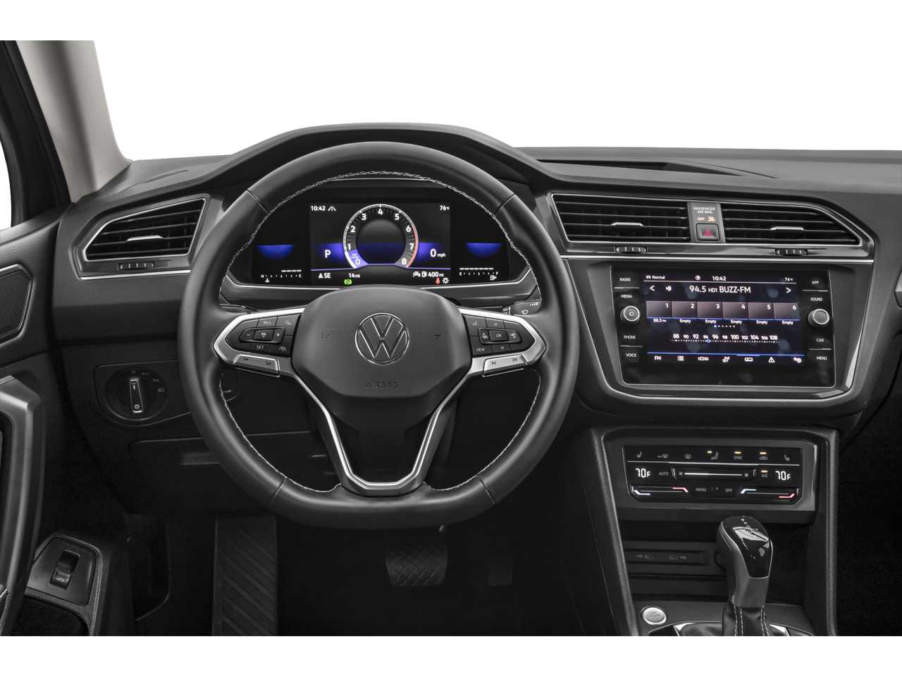 Thumbnail: 2023 Volkswagen Tiguan - 4