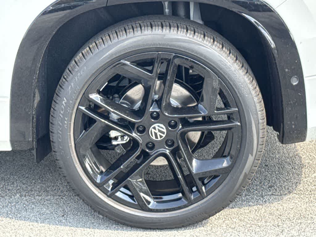 Thumbnail: 2026 Volkswagen Tiguan - 11