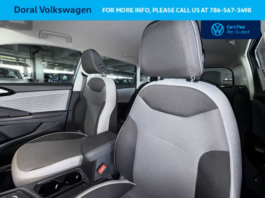 Thumbnail: 2024 Volkswagen Taos - 14