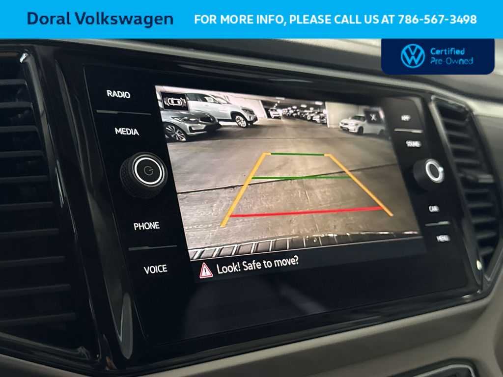 Thumbnail: 2023 Volkswagen Atlas - 19