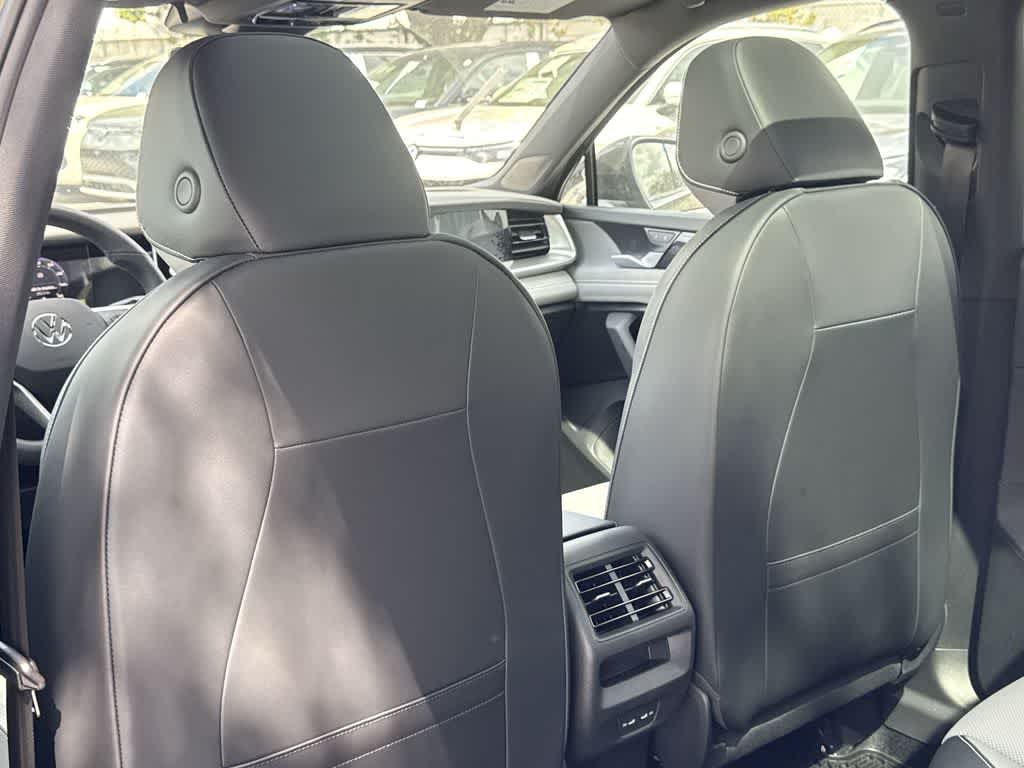 Thumbnail: 2026 Volkswagen Tiguan - 23