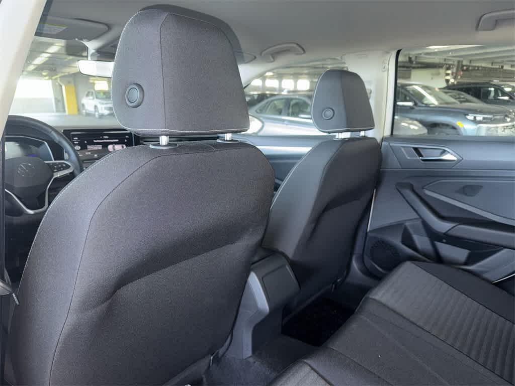 Thumbnail: 2025 Volkswagen Jetta - 23