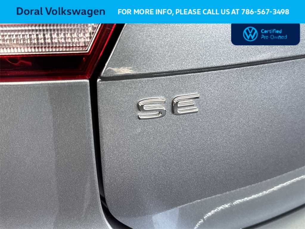 Thumbnail: 2023 Volkswagen Tiguan - 11