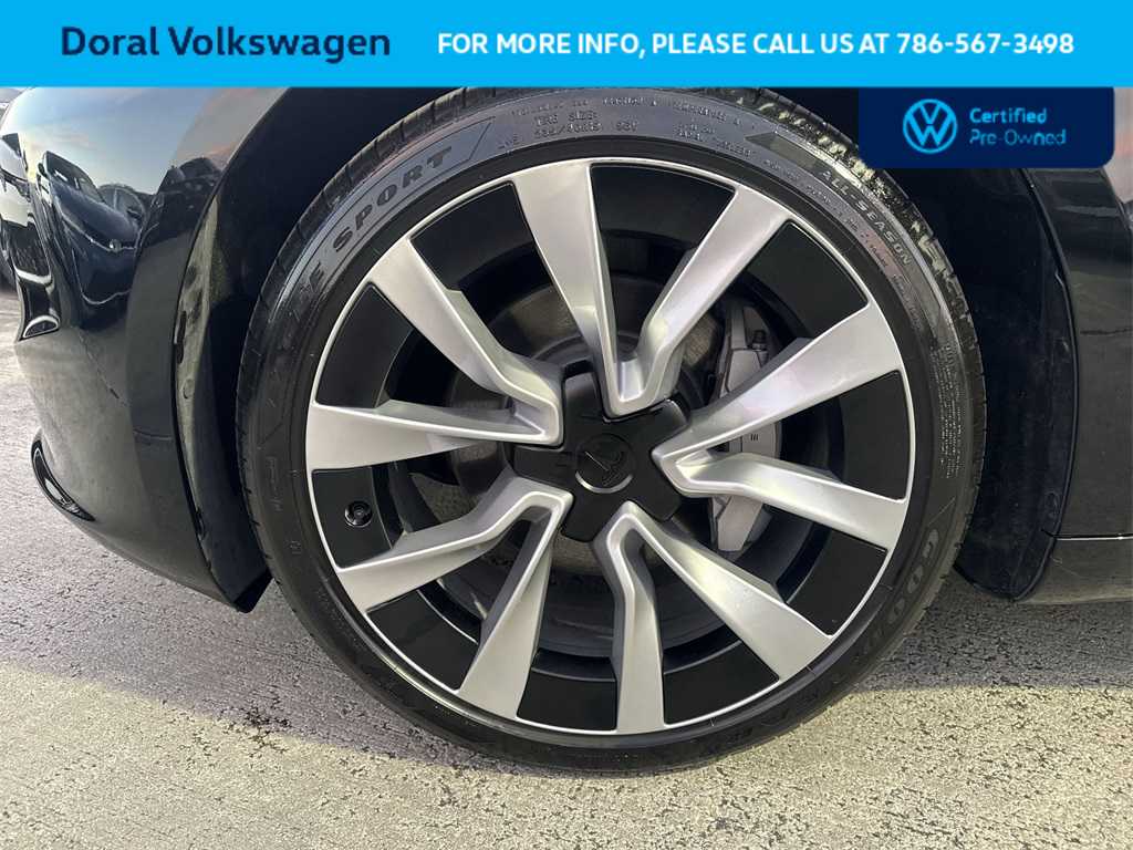 Thumbnail: 2025 Tesla Model 3 - 10