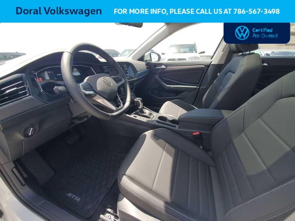 Thumbnail: 2023 Volkswagen Jetta - 19