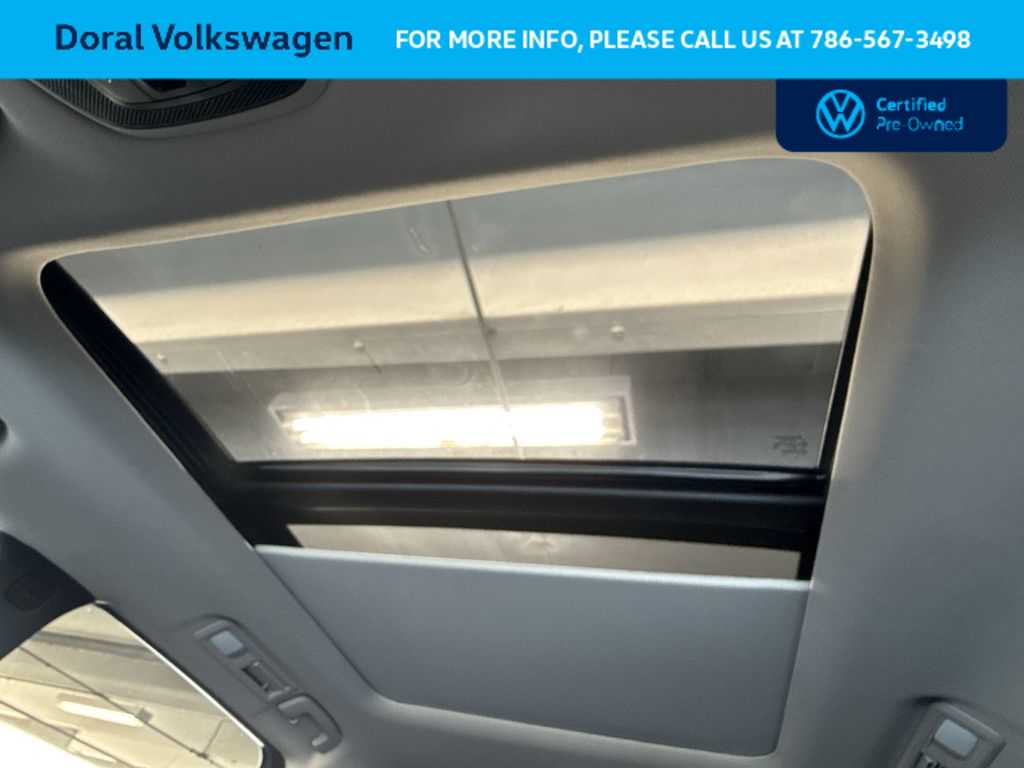 Thumbnail: 2023 INFINITI QX60 - 17