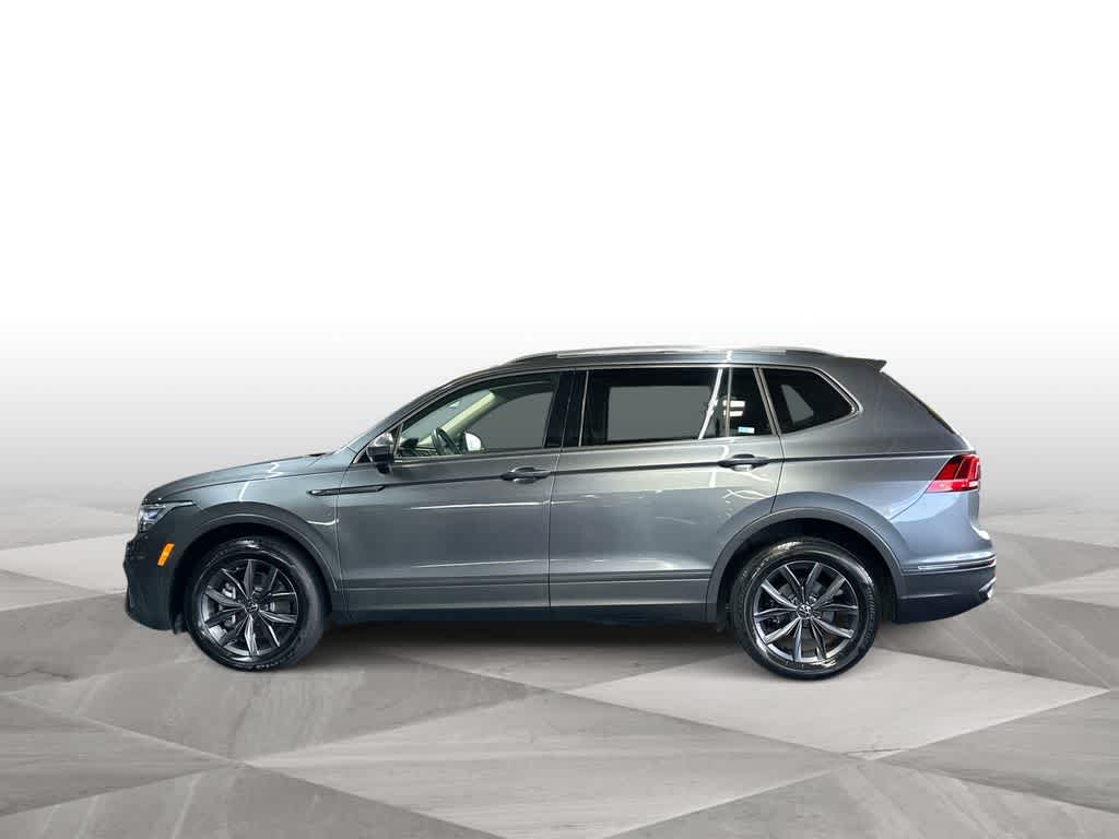 Thumbnail: 2023 Volkswagen Tiguan - 5