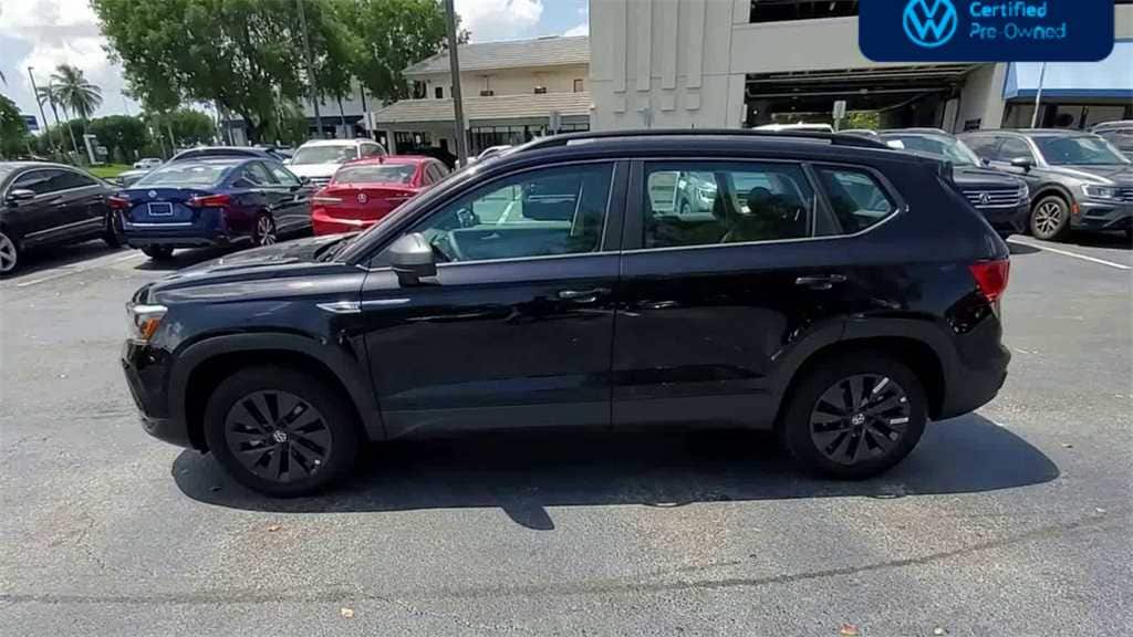 Thumbnail: 2023 Volkswagen Taos - 5