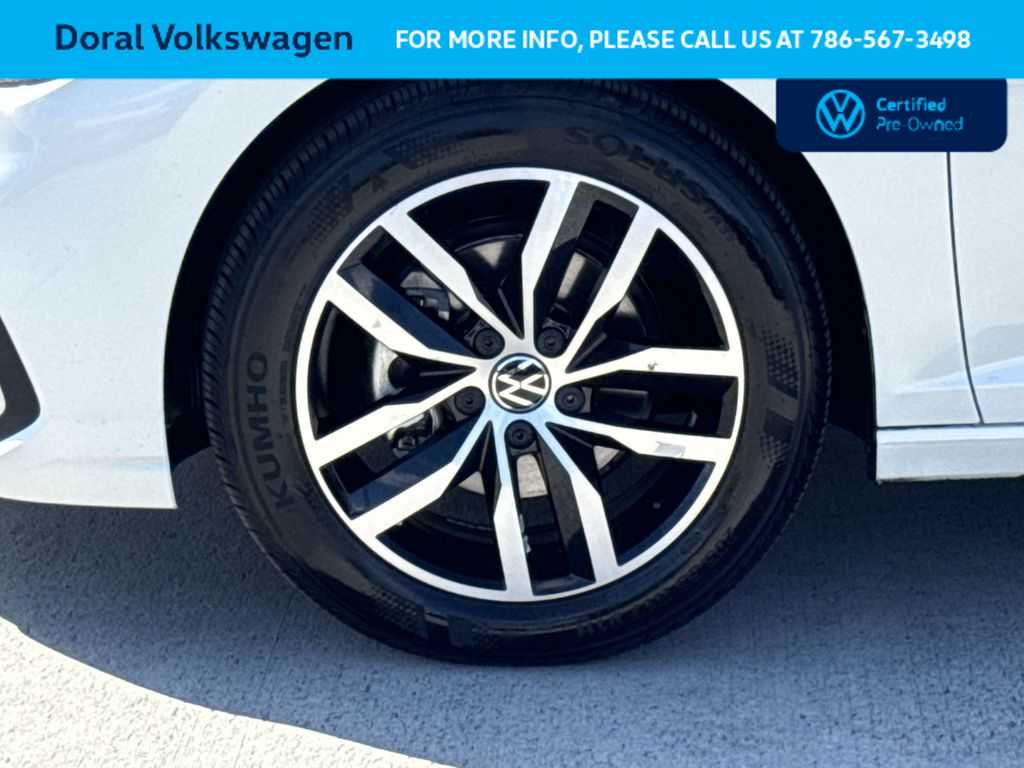 Thumbnail: 2025 Volkswagen Jetta - 11