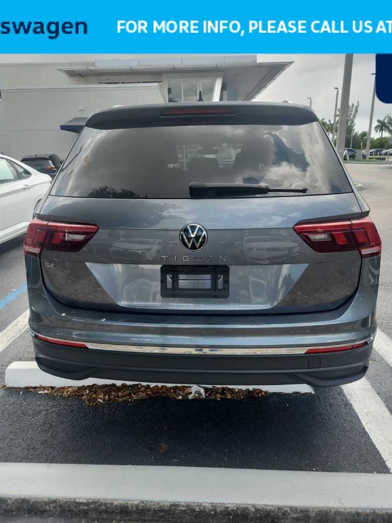 Thumbnail: 2023 Volkswagen Tiguan - 12
