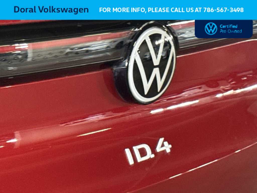 Thumbnail: 2023 Volkswagen ID.4 - 10