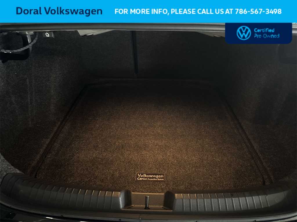 Thumbnail: 2024 Volkswagen Jetta - 25