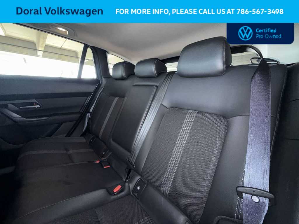 Thumbnail: 2023 Mazda CX-50 - 22