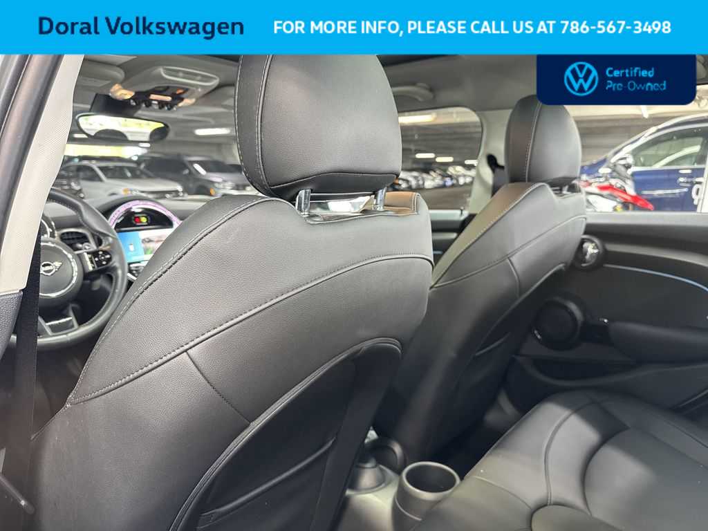 Thumbnail: 2023 MINI Cooper Hardtop - 23