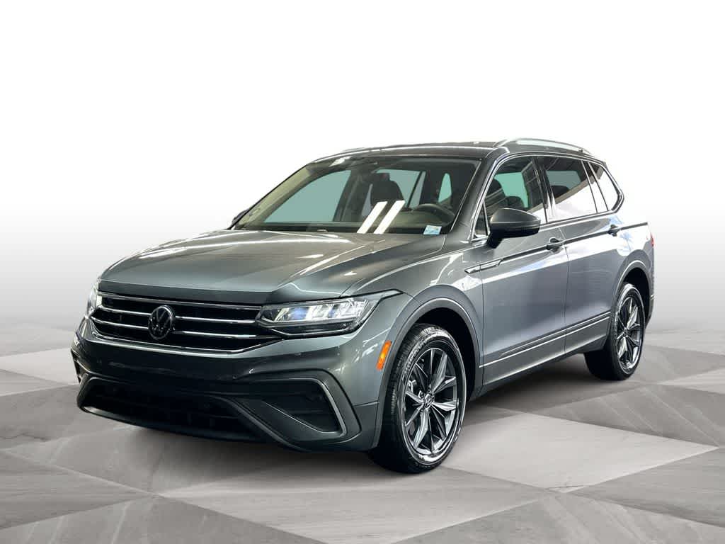 Thumbnail: 2023 Volkswagen Tiguan - 4