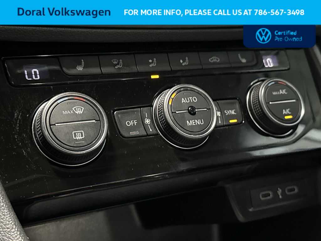 Thumbnail: 2024 Volkswagen Jetta - 20