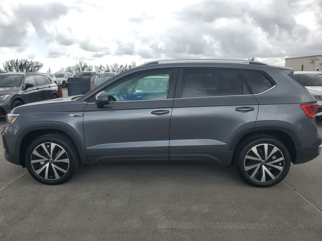 Thumbnail: 2024 Volkswagen Taos - 16