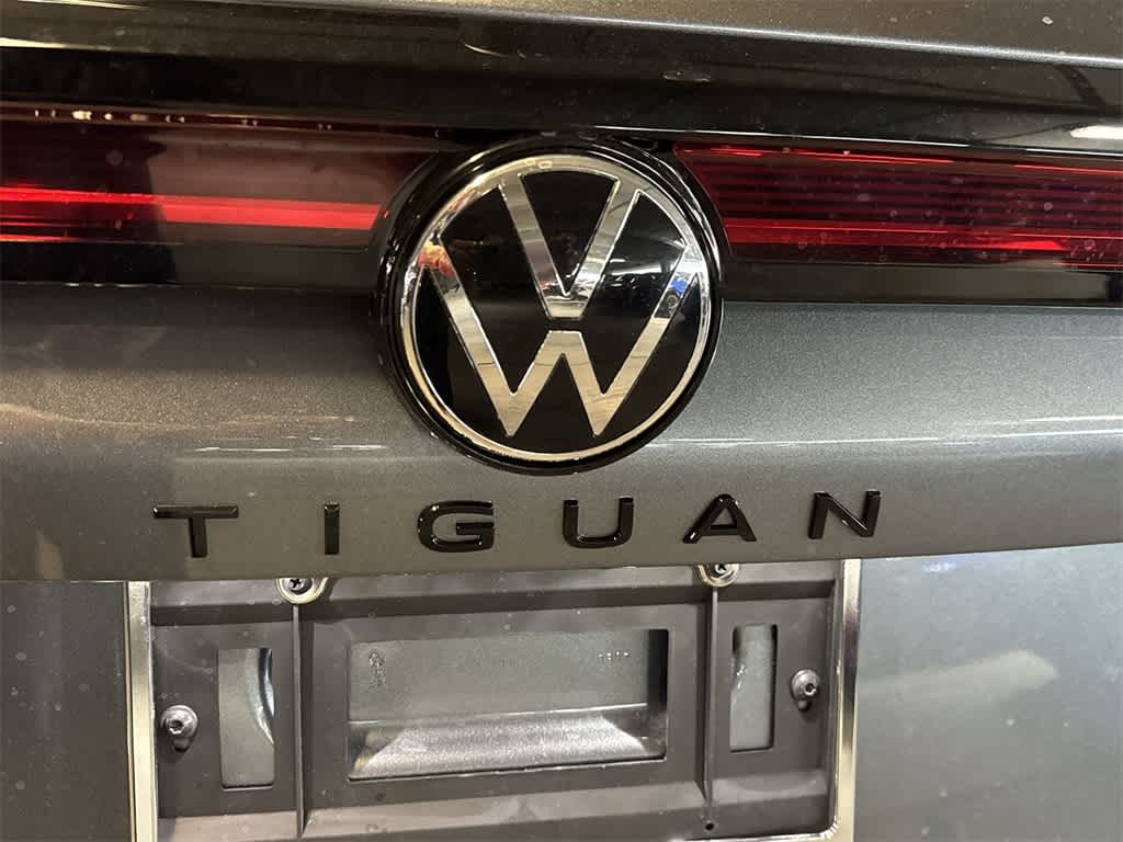 Thumbnail: 2025 Volkswagen Tiguan - 10
