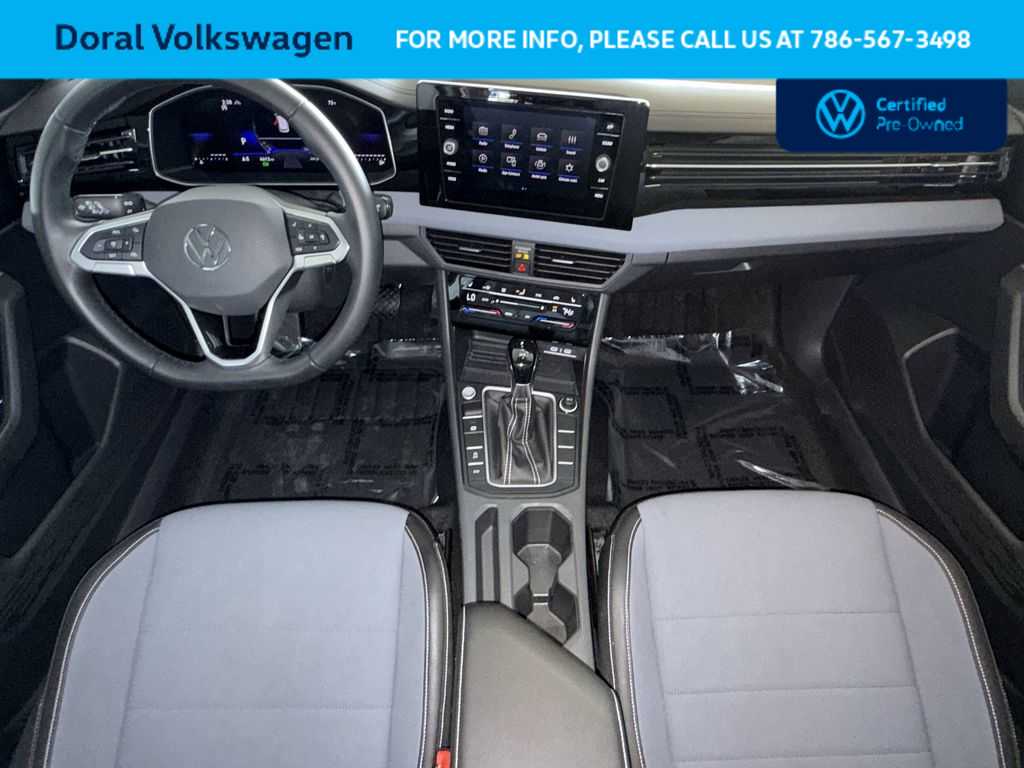 Thumbnail: 2025 Volkswagen Jetta - 24